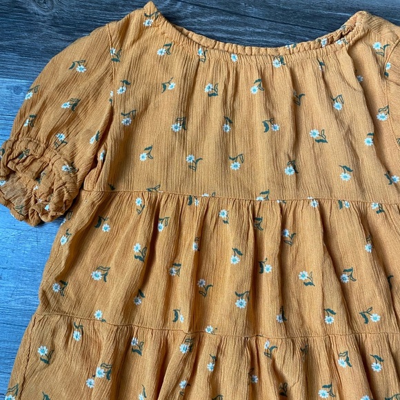 NWT Cat & Jack Girl’s Mustard Floral Blouse Size 8 - Picture 2 of 8